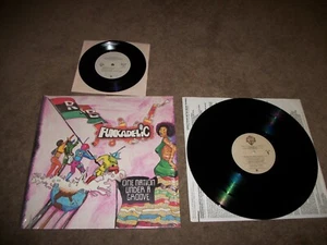 FUNKADELIC one nation under a groove LP - BSK 3209 - EX/EX VINYL IN SHRINK W/7" - Picture 1 of 3