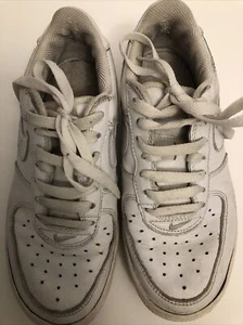 Nike Air Force 1 Low Triple White AF1 306291 112 - Sz 4Y - Picture 1 of 8