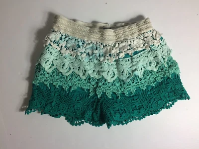 Rue 21 Womens Shorts Size Large L Green Lacey Short - Image 1 of 2