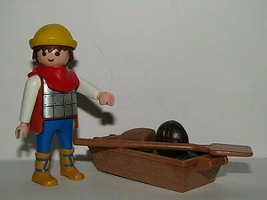 Playmobil Medieval Baker with basket, trowel and bread - C41 - Picture 1 of 4