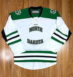 REEBOK NORTH DAKOTA FIGHTING SIOUX NCAA HOCKEY JERSEY SIZE. 2XL