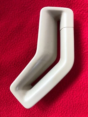 Бежевый селектор направляющих переднего ремня безопасности для Volvo S80 V70 XC70 - Изображение 1 из 4