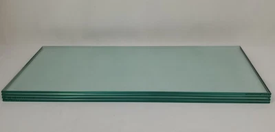 Estantes rectangulares de vidrio templado bordes biselados 9 3/16" x 20 1/8" x 1/4" Foto 1 de 4