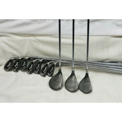 Spalding Ladies Pro-Flite Golf Clubs Set Lightweight Steel Shafts Woods, Irons - Image 1 of 4
