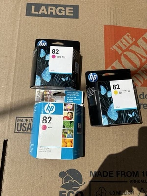 GENUINE Lot Of 3  HP C4912A, 82 Magenta , Yellow INK DESIGNJET 510 EXPIRED - Image 1 of 3