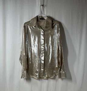 NWOT Ontwelfth Women's Gold Metallic Long Sleeve Button Up Blouse - Size S - Picture 1 of 3