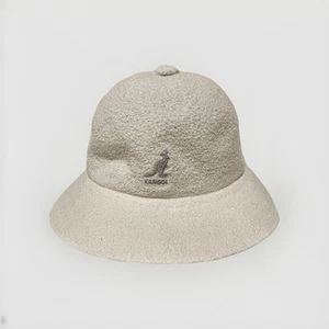 Kangol Bucket Hat Size S White Bermuda Casual Hip Hop 80s 90s Streetwear NYC - Picture 1 of 3