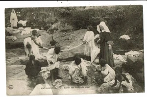 CPA-Cartes Postale-Madagascar-Elève des Soeurs au lavoir VM9532 - Picture 1 of 2