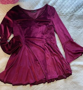 Maroon velvet bohemian bell sleeved top. Perfect condition. New. Flattering - Picture 1 of 2