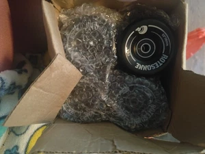 Confezione 8 Ruote 78A Quad Roller Skate 65x36mm con Cuscinetti ABEC-9 Installati Nero - Foto 1 di 1