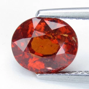 Magnífico granate espesartina natural de 3,88 quilates 9x7,8 mm con forma ovalada - Imagen 1 de 7