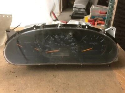 Cuadro de instrumentos velocímetro Ford Taurus 1998 Foto 1 de 4