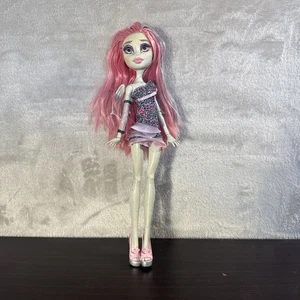 Monster High Venus McFlytrap Puppe Mattel Figur rosa Haare - Bild 1 von 2