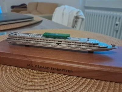 Modellino  esposizione Nave Da Crociera  Fluviale "Gerard Schmitter"  - Immagine 1 di 4