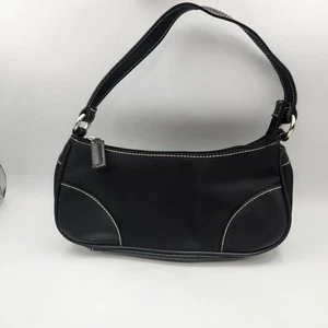 Bolso de hombro Victoria's Secret negro de nailon con ribete de cuero sintético - Imagen 1 de 6
