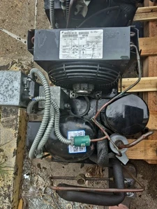 Copeland M4fhc0050-cav-044 Condensing Unit - Picture 1 of 3