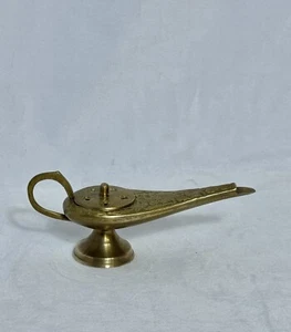 Vintage Aladdin Geenie Style Ornate Decorative Brass Lamp Incense Burner - Picture 1 of 7