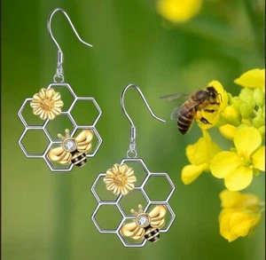 Charming Sunflower & Bee Earrings Honeycomb Accessory for Casual Wear - Picture 1 of 7