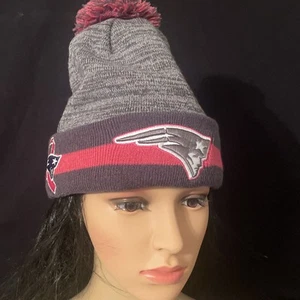 New England Patriots Beanie Cap Womens Gray Pink One Size Breast Cancer New Era - Picture 1 of 8
