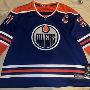 Official Connor McDavid Edmonton Oilers Blue Breakaway Jersey 4XL Women’s - Picture 1 of 4