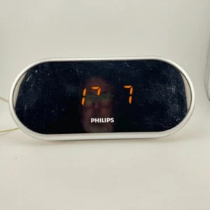 Philips AJ1000/37 Alarm Clock Radio With Mirror Finish Display Silver Tested - Picture 1 of 7