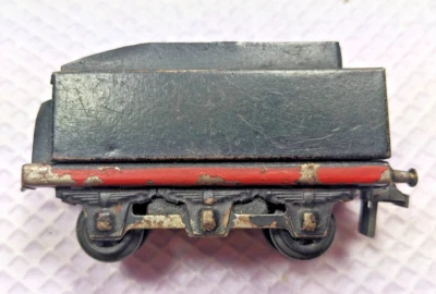 Trix Express H0 Tender 3055 für Dampflok ?? , gebraucht, für Restauratoren - Bild 1 von 4