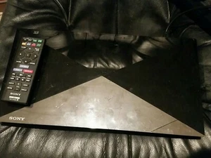 Sony 4K Upscale 3D Blu-Ray Disc Wi-Fi - BDP-S6200 has remote parts onlypartsonly - Picture 1 of 12