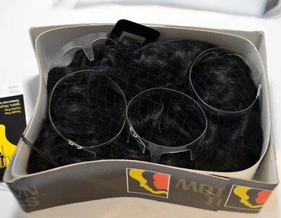 MOTOWN TRESS H. Bree Black Wig 100% Human Hair Short Wavy New - Image 1 of 4