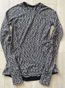 Lululemon Women’s Long Sleeve Pullover Top Thumbholes Gray Athletic—Size 4– - Picture 1 of 11