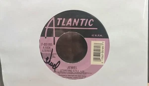JEWEL Standing Still 45rpm SIGNED AUTOGRAPHED 7 INCH Vinyl Record  Rare - Bild 1 von 4