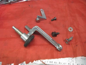 Singer 476 Stylist Sewing Machine Parts Bobbin Winder & Thread Guide - Picture 1 of 2