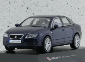 SEAT Exeo - bluemetallic - SEAT Dealer 1:43 - Picture 1 of 6