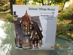 2011 Department 56 Dickendorf Serie #4025253 THE PARTRIDGE & PEAR unbenutzt - Bild 1 von 1