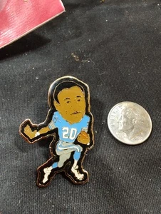 Barry Sanders Vintage Detroit Lions Football Player Vintage Lapel pin LE 5000 - Picture 1 of 4