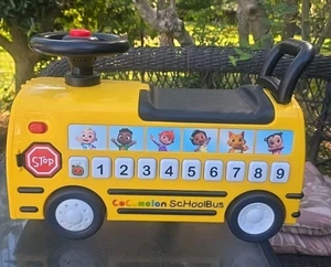 Coco Melone Schulbus Mitfahrspielzeug - Bild 1 von 5