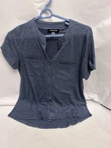Cable & Gauge Blue button down tshirt breast pockets womens medium - Picture 1 of 3