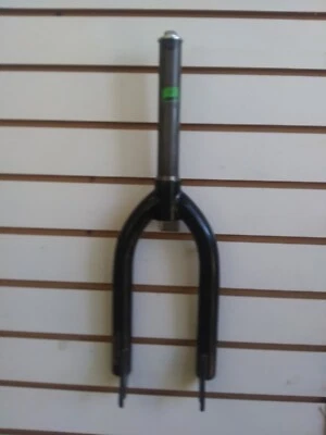 Haro bmx fork for 18 inch wheel. 1"1/8 threadless. 14m.m. axel size drop outs. - Image 1 of 4