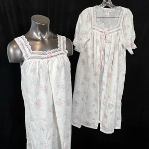 Vintage Piece 2 Vandemere Size Small White Pink Roses Lace Robe Night Gown NWOT - Picture 1 of 6