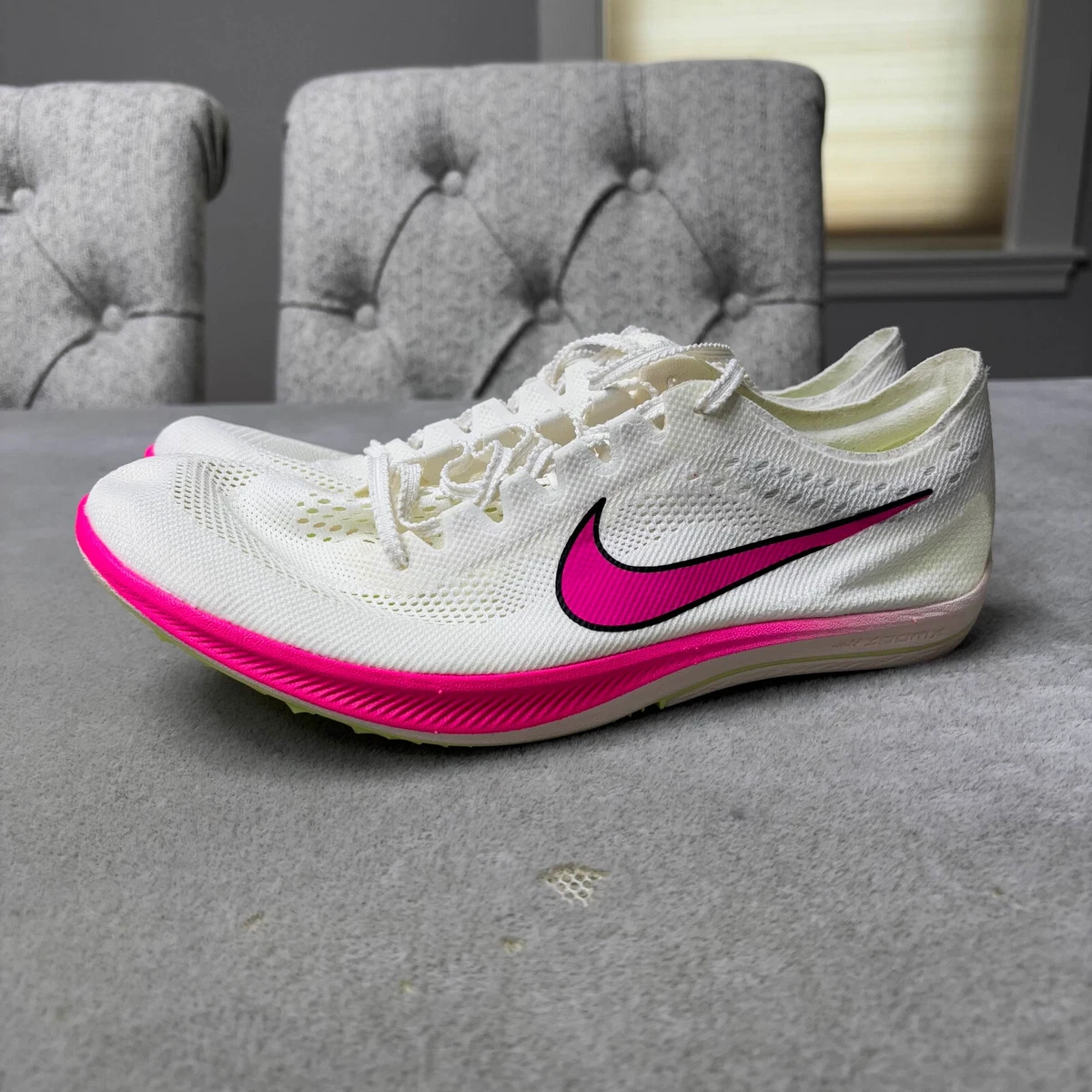 Nike ZoomX Dragonfly ホワイト/ピンク 26cm 大人気！追跡あり!☆NIKE☆ ZoomX Dragonfly (Nike/メンズ・シューズ