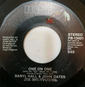 Daryl Hall & John Oates~One On One~Art Of Heartbreak~1982~45rpm Vinyl Record - Picture 1 of 4