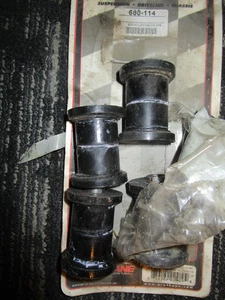 Triumph TR4A TR250 TR6 Rear Control Arm Bushing Set - Picture 1 of 2