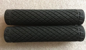 Mid School BMX Haro Grips NOS - Picture 1 of 5