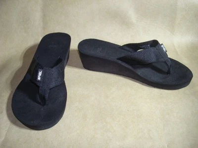 Sandalias de tanga Teva para mujer talla 6 Mush Mandalyn de cuña negras 1000093 Foto 1 de 4