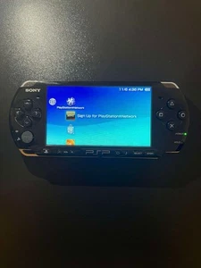 Sony Psp 3000 - Picture 1 of 4