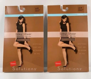 2x Hanes Silky Sheer Control Top Pantyhose Barely There Size M – New 2010 - Picture 1 of 4