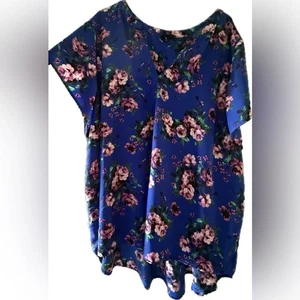 NWOT Torrid Blue Pink Floral Gauze Split Front Pullover Top Blouse size 5x - Picture 1 of 8