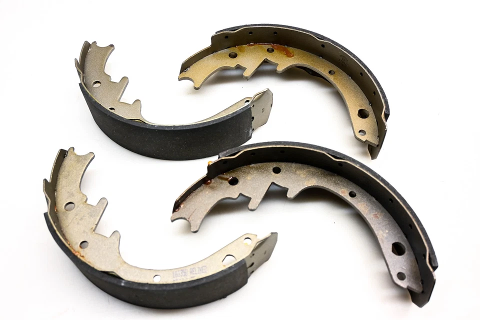 Aimco R154 Relined Brake Shoe Kit NOS - Image 1 of 3