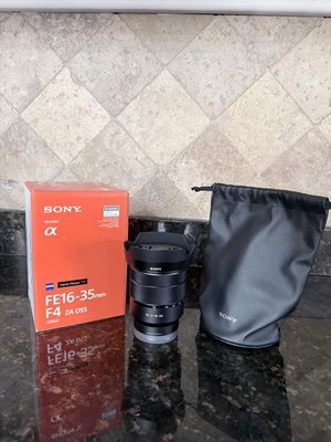Sony Zeiss Vario-Tessar  16-35mm f/4 FE ZA OSS Lens - Image 1 of 4