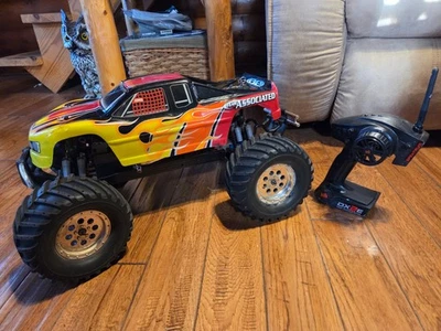 MGT 4.6 nitro MONSTER TRUCK - Image 1 of 4
