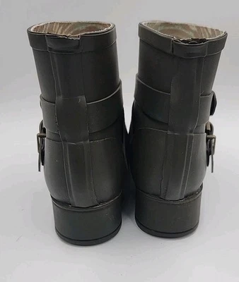 Botas de nieve de goma verde oliva oscuro Lucky Brand Rindah para mujer 6M Foto 1 de 4